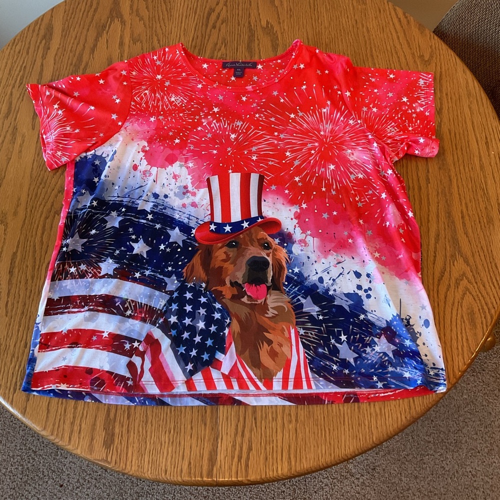 Women’s Gloria Vanderbilt Patriotic T-Shirt, Size XXL.
